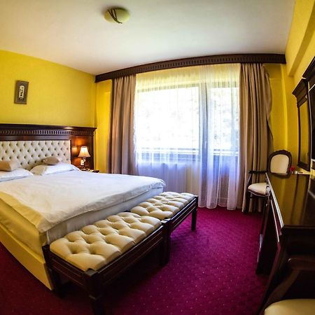 Hotel Trei Brazi Baile Olanesti Exterior photo